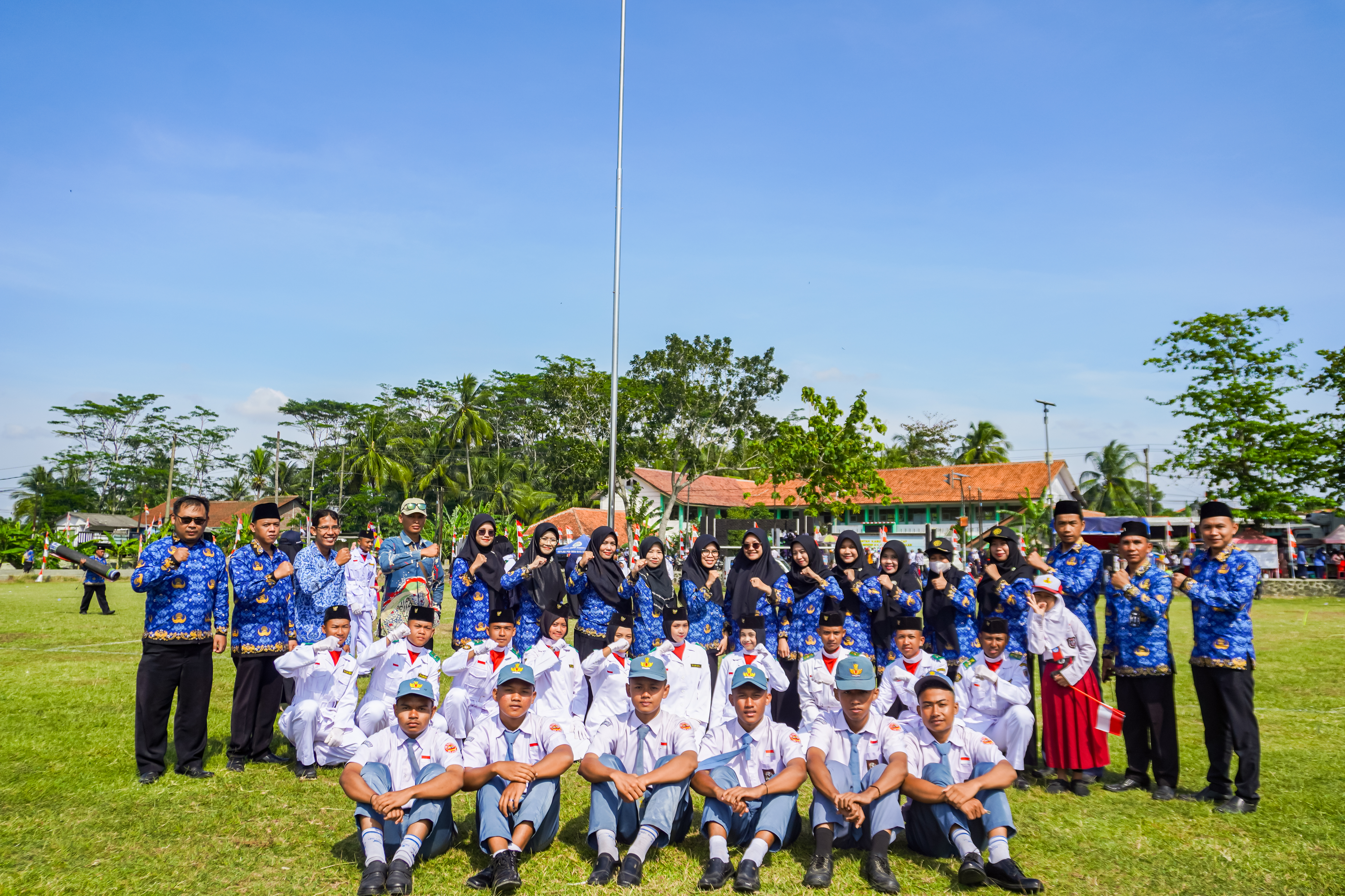 KEGIATAN UPACARA HUT RI