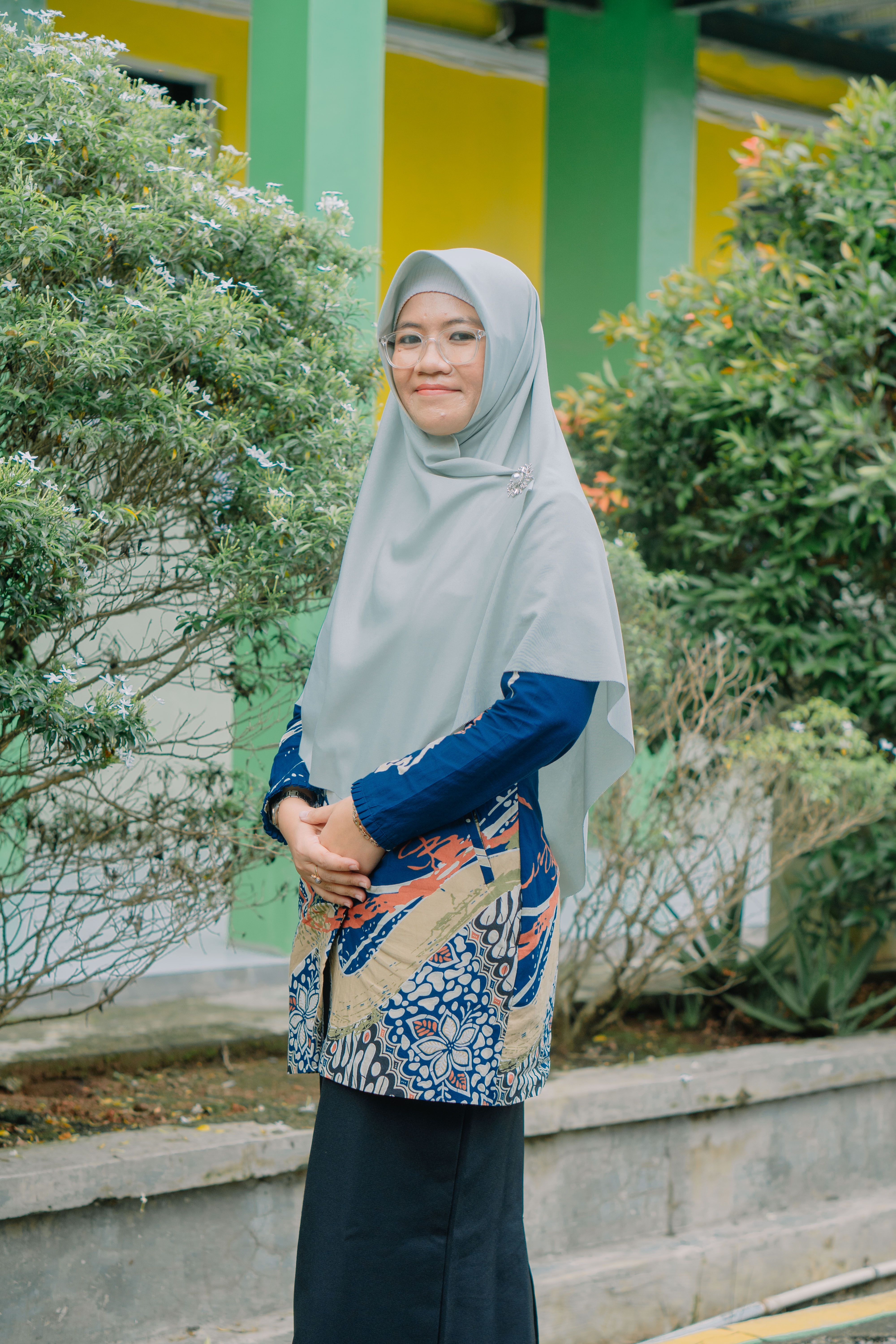 TRI ASTRI RUMIRIN, S.Pd. M.Si